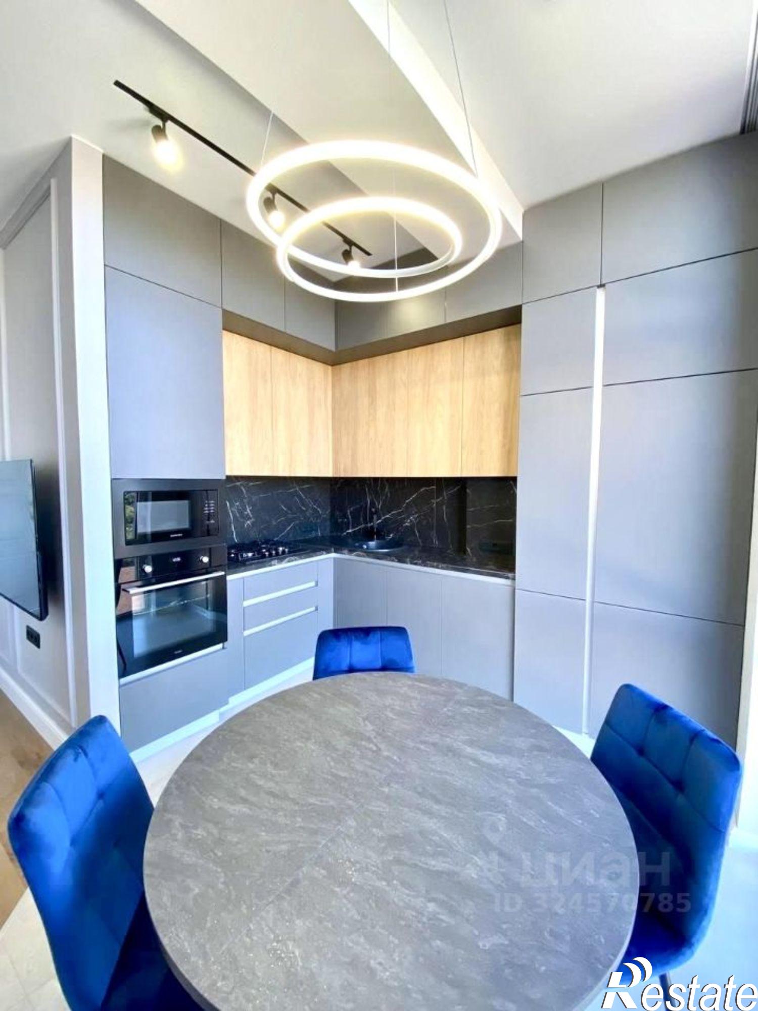 Купить квартиру за 15 000 000 рублей на ул Кирова, 35