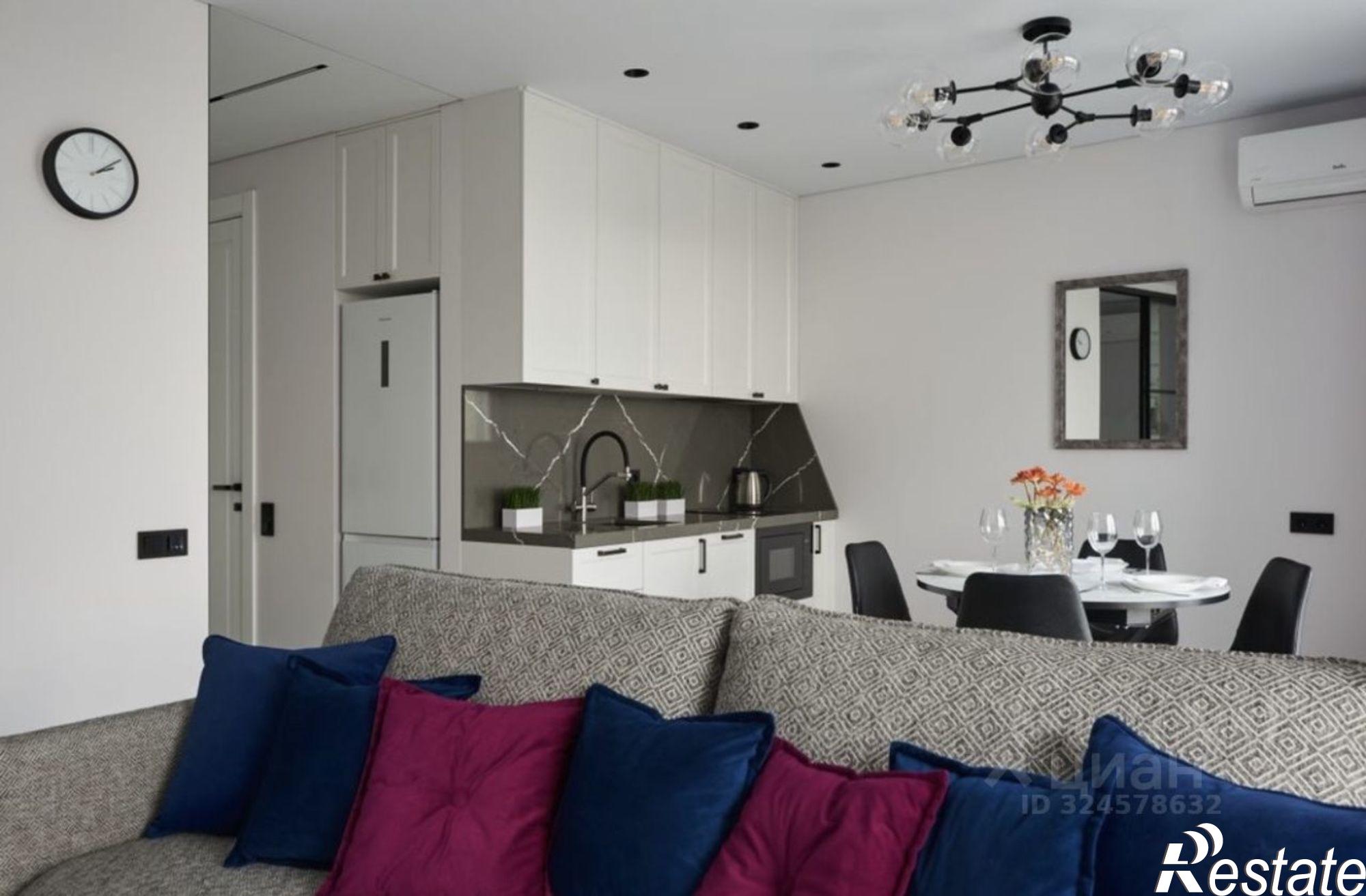 Купить квартиру за 18 000 000 рублей на Депутатская улица, 10