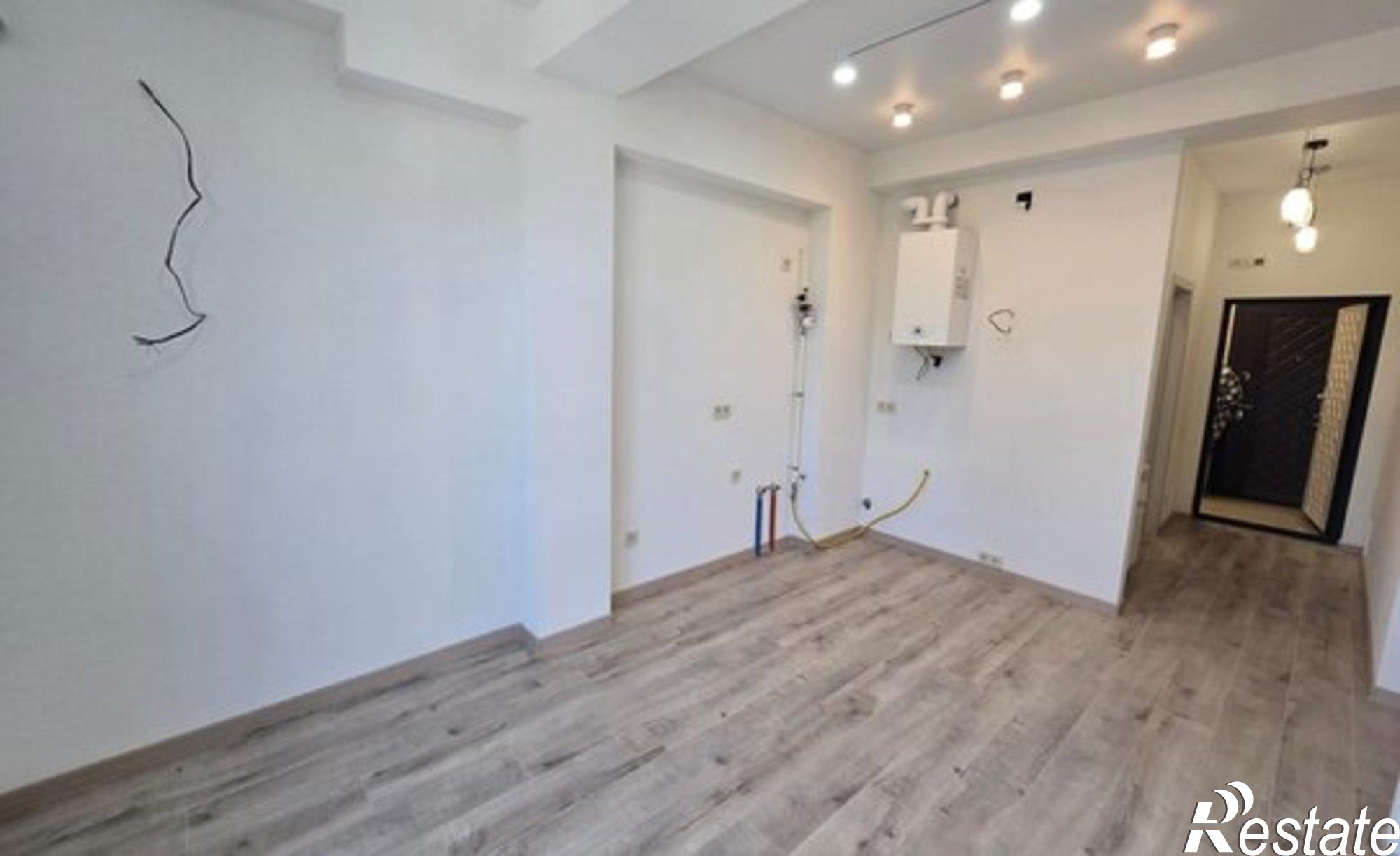 Купить квартиру за 10 000 000 рублей на ул Волжская, 28