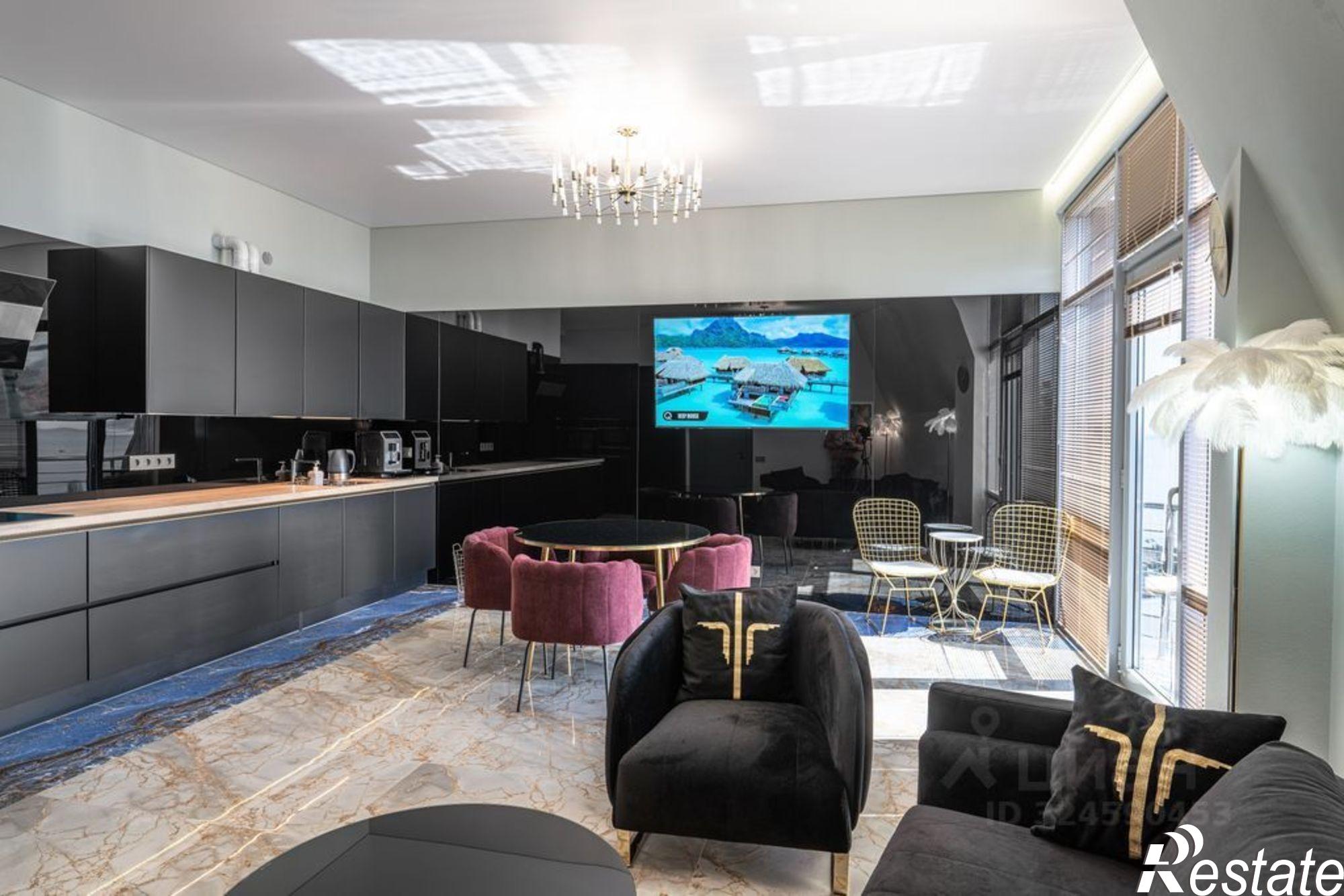 Купить квартиру за 37 800 000 рублей на Курортный проспект