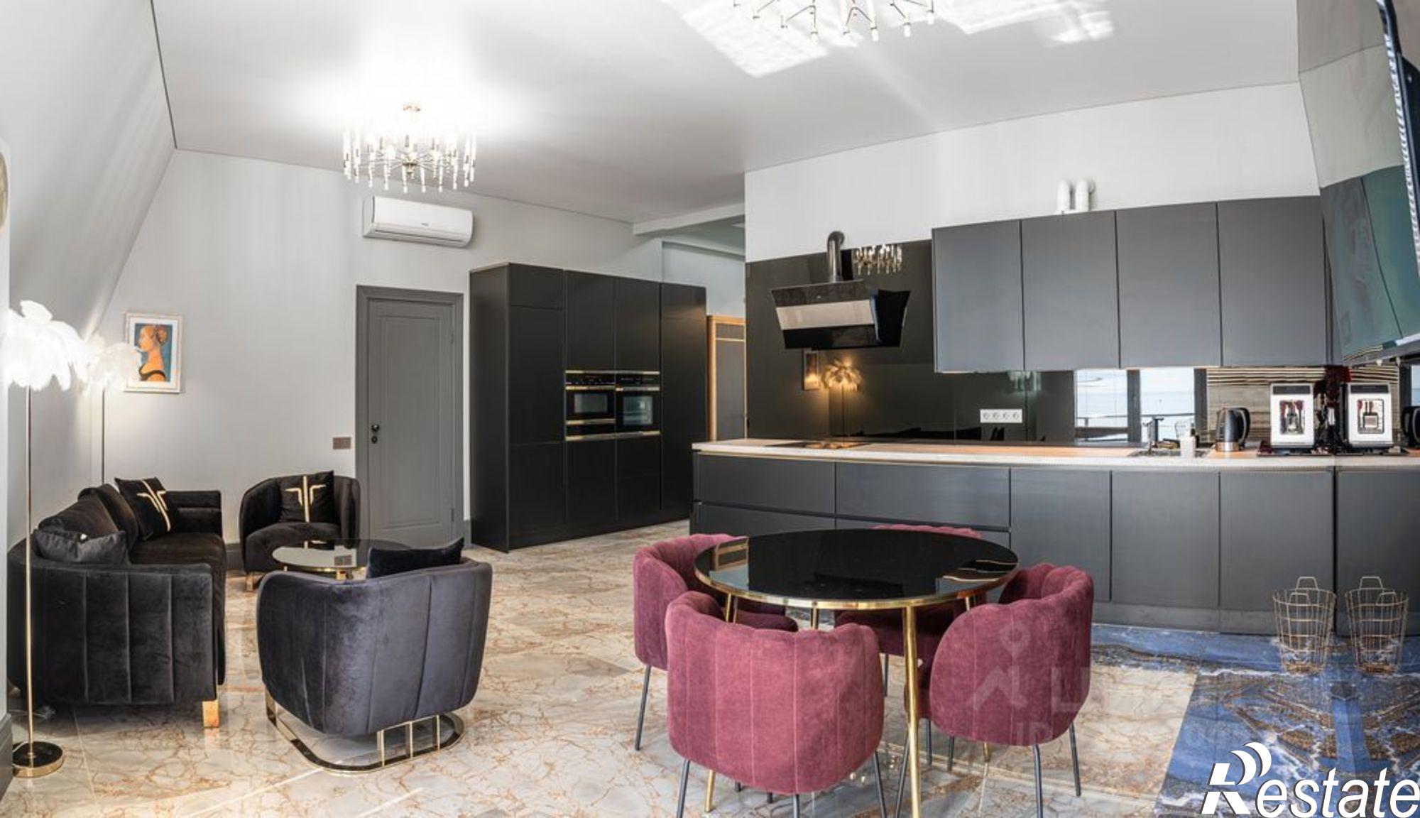 Купить квартиру за 37 800 000 рублей на Курортный проспект