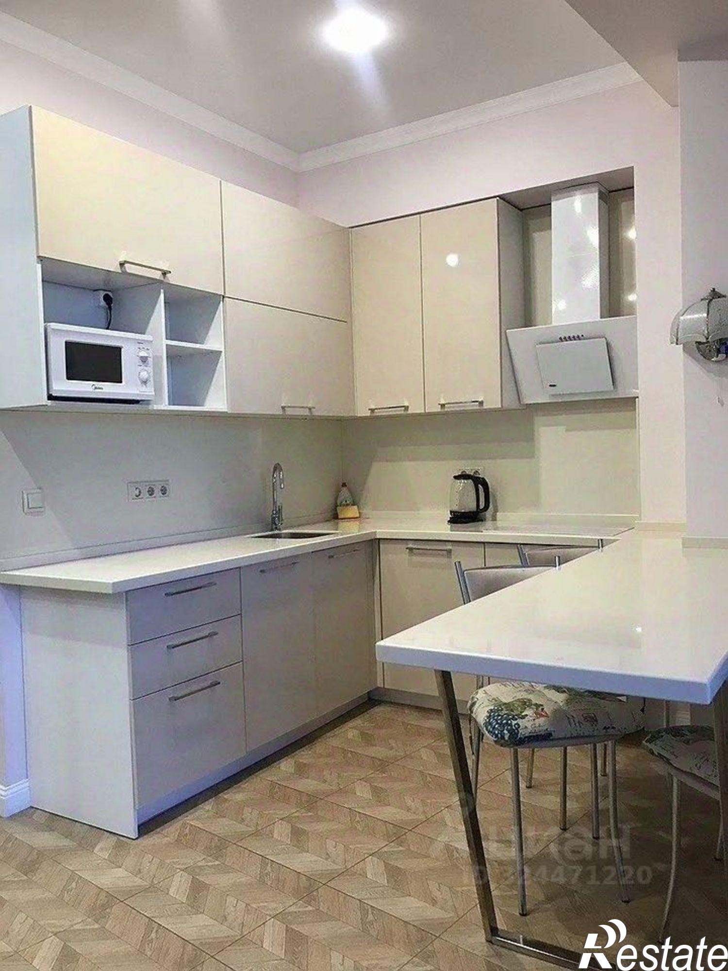 Сдать квартиру за 125 000 рублей на Курортный проспект, 59