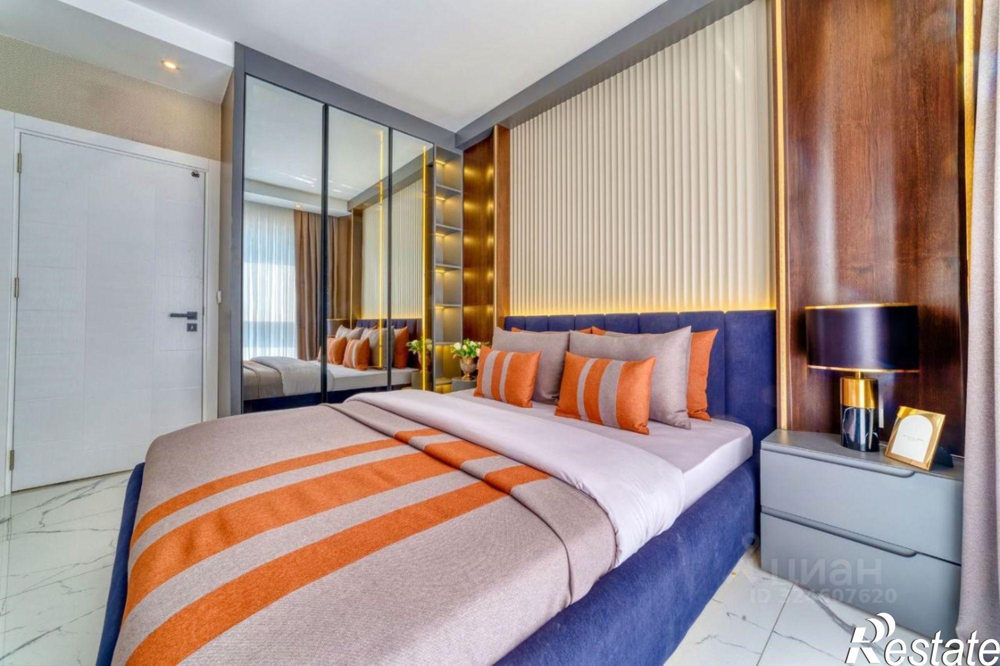 Купить квартиру за 14 000 000 рублей на Черноморская улица, 15/1