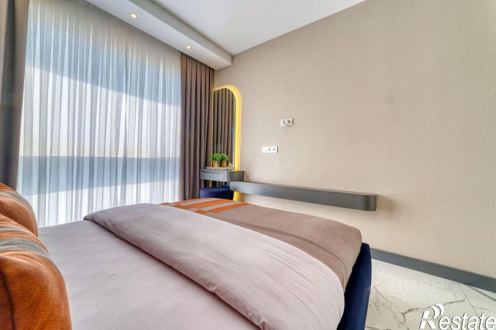 Купить квартиру за 14 000 000 рублей на Черноморская улица, 15/1