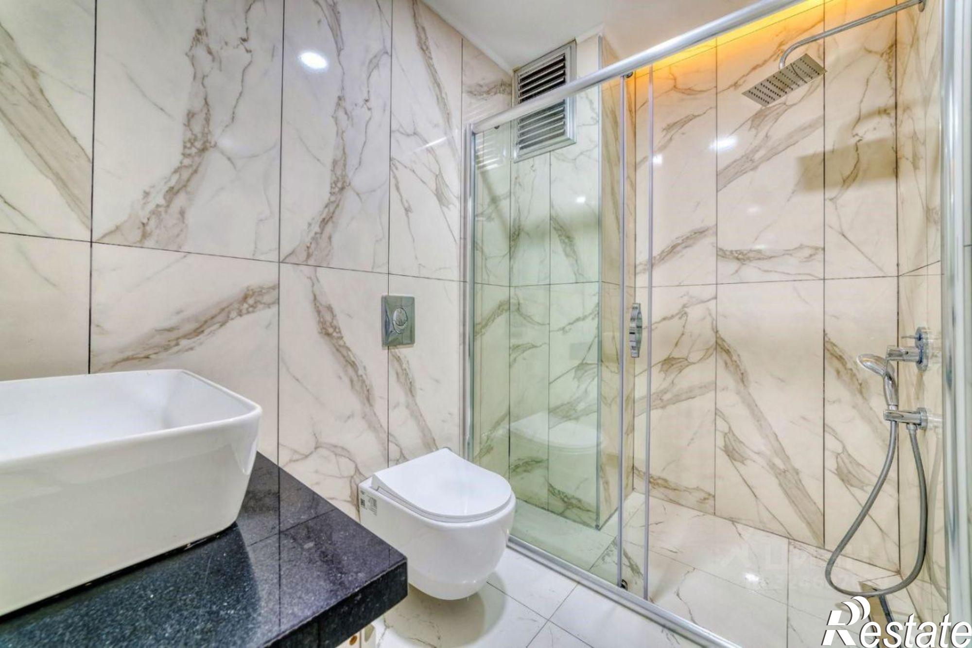 Купить квартиру за 14 000 000 рублей на Черноморская улица, 15/1