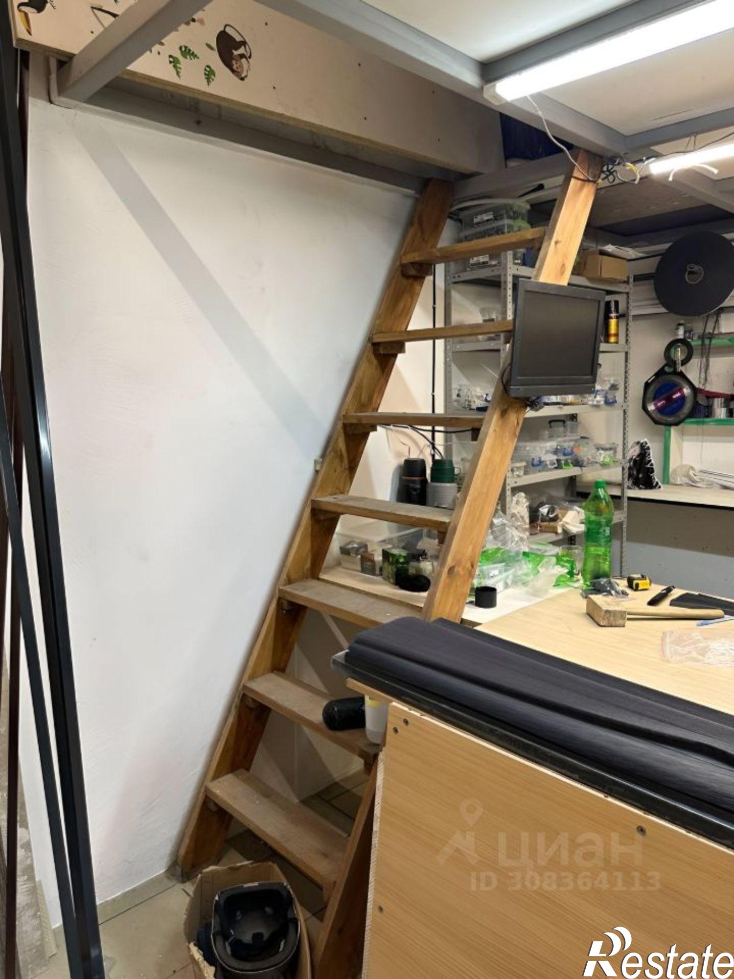 Купить гараж, место в паркинге за 5 300 000 рублей на Водораздельная улица, 2