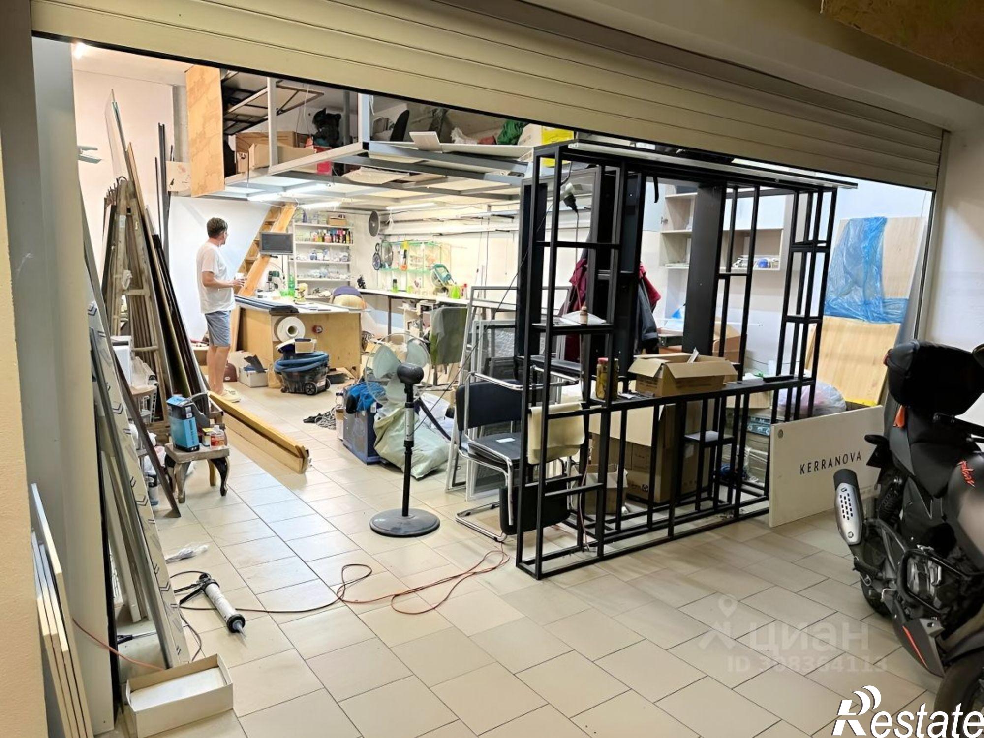 Купить гараж, место в паркинге за 5 300 000 рублей на Водораздельная улица, 2