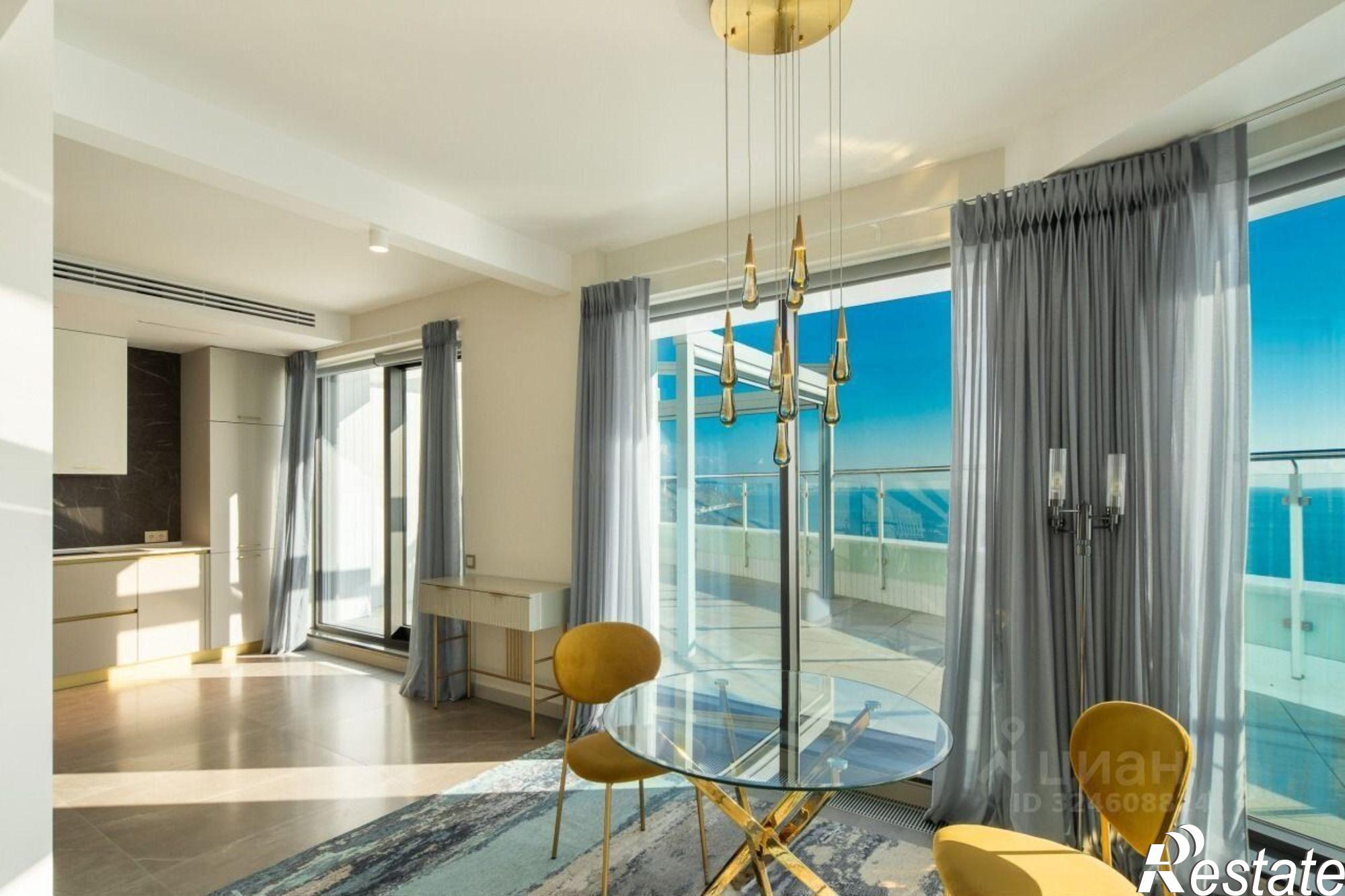 Купить квартиру за 90 000 000 рублей на Гагринская улица, 10