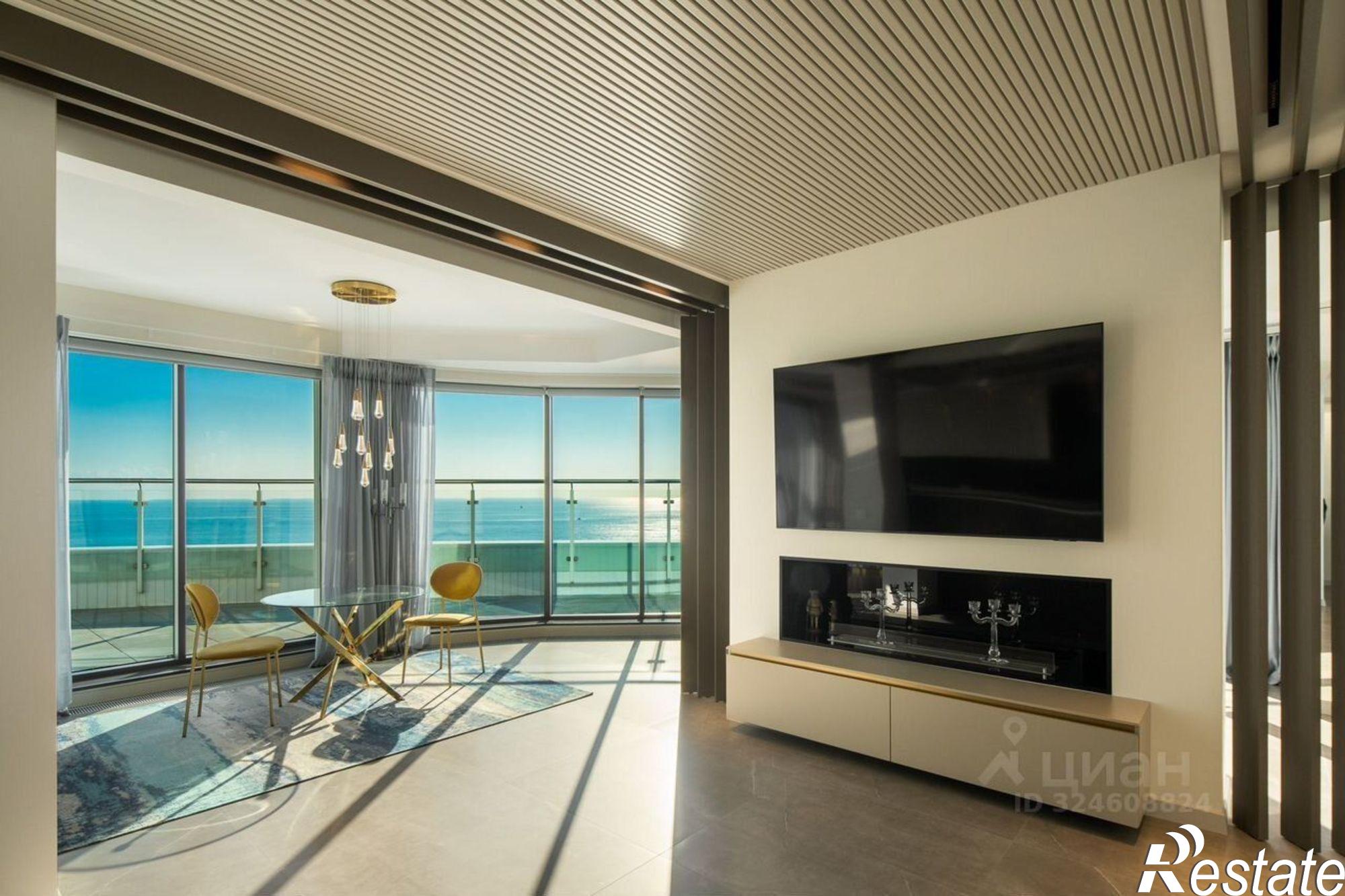 Купить квартиру за 90 000 000 рублей на Гагринская улица, 10