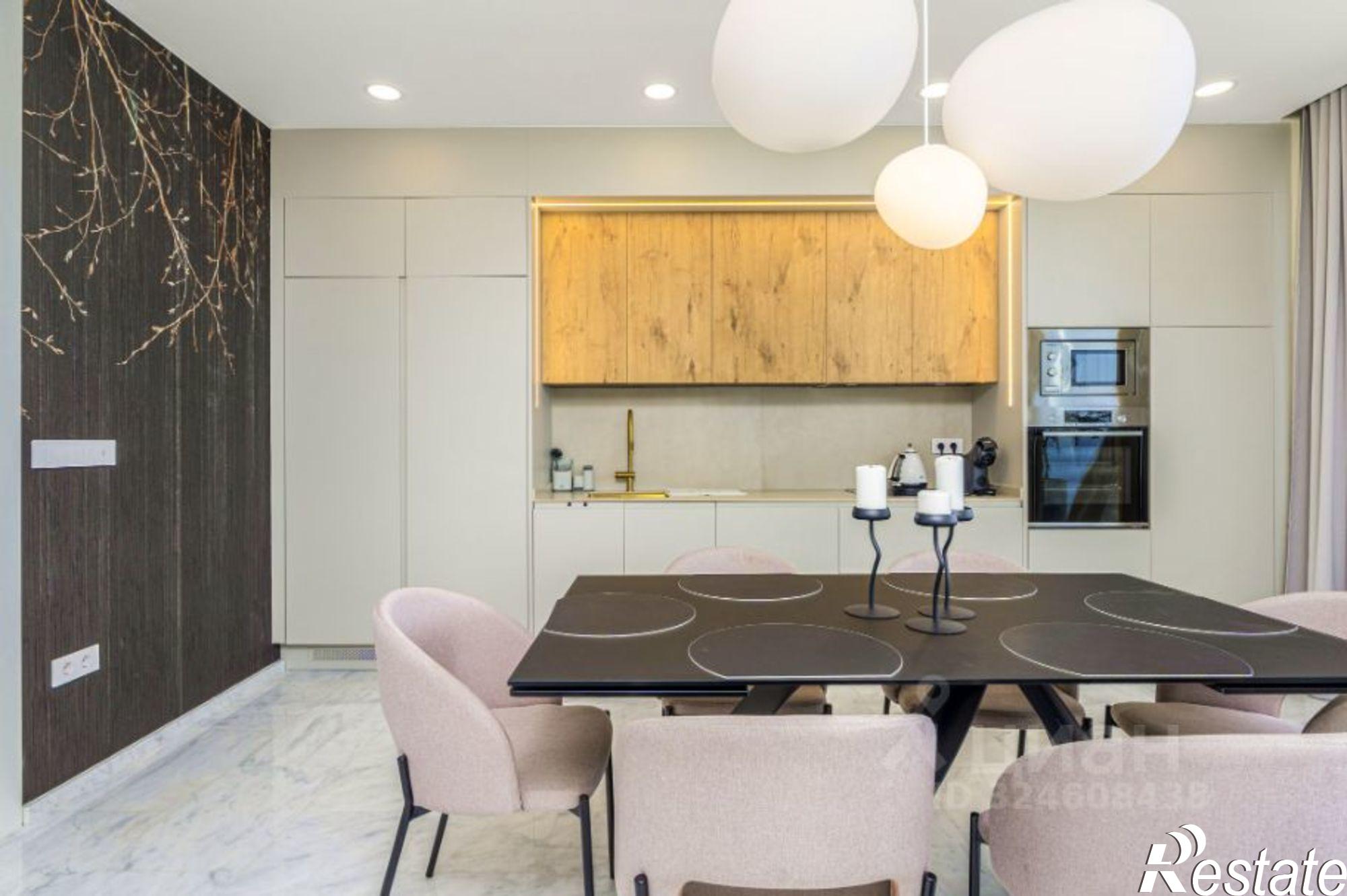 Купить квартиру за 10 500 000 рублей на Морской переулок, 1/1