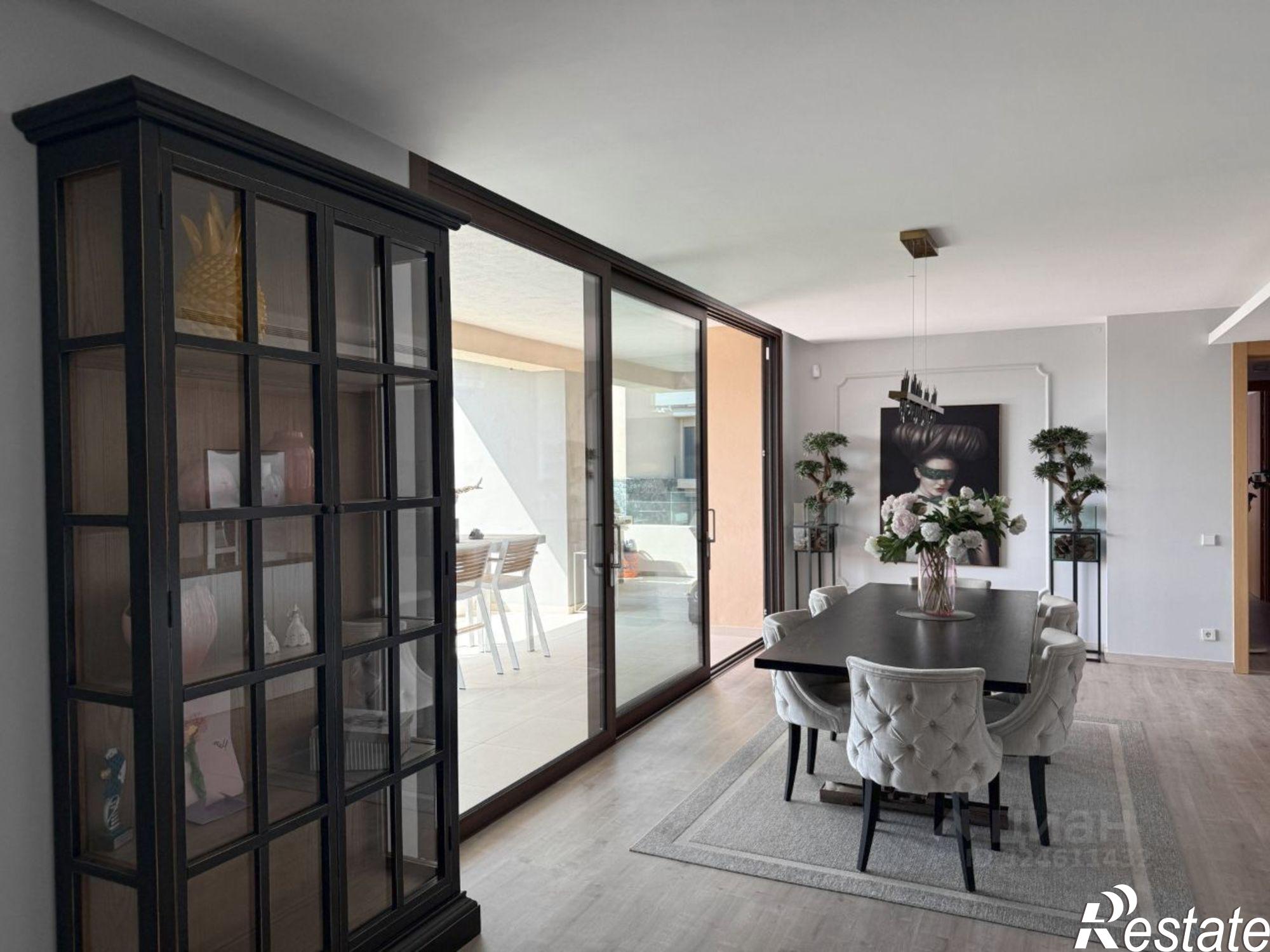 Купить квартиру за 10 500 000 рублей на улица Орджоникидзе, 9