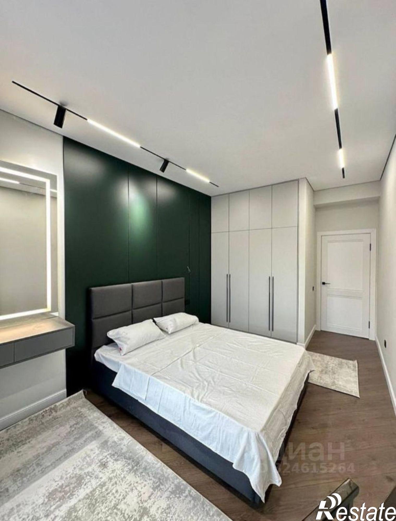 Купить квартиру за 12 000 000 рублей на Навагинская улица, 16