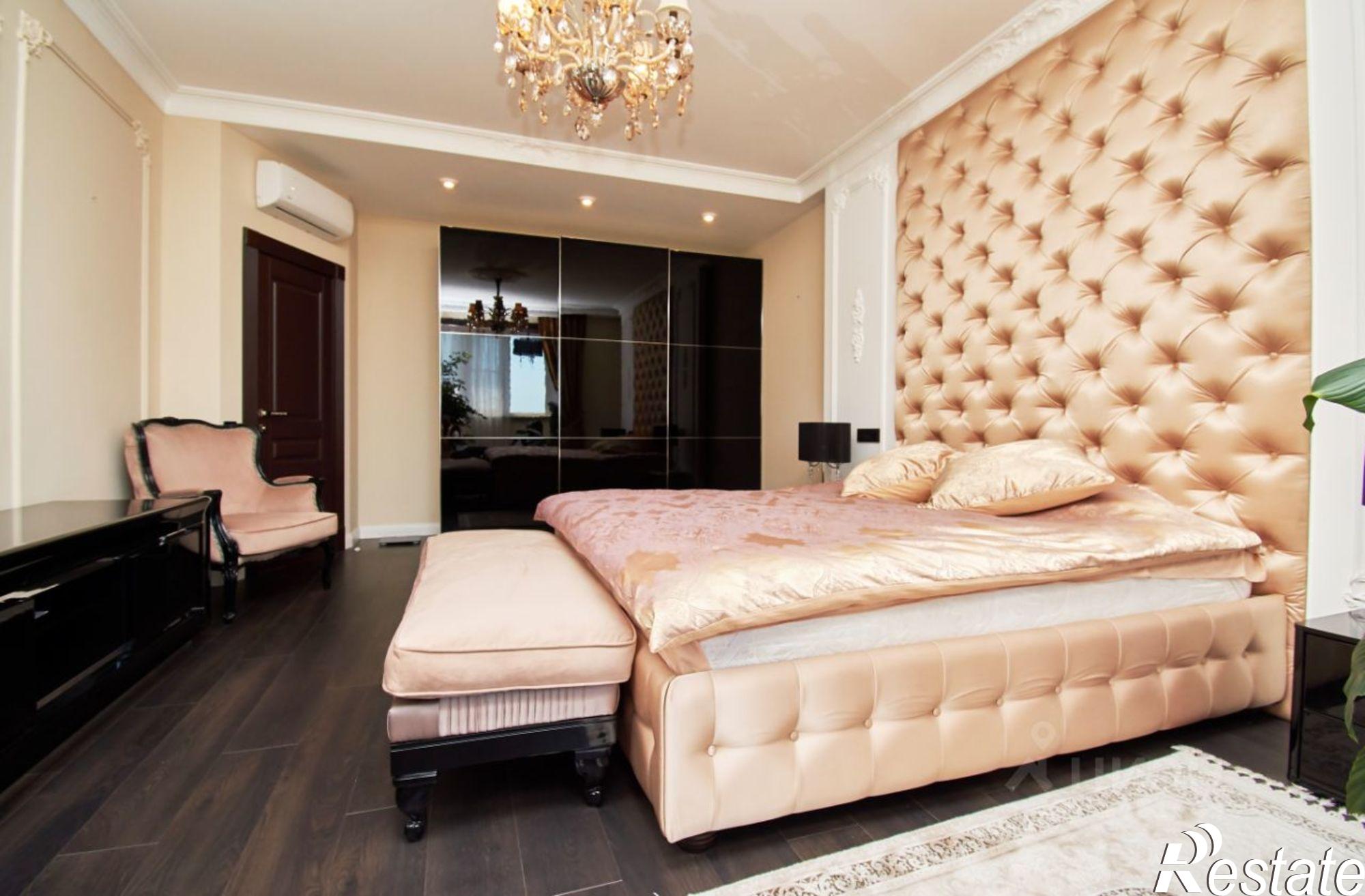 Купить квартиру за 17 000 000 рублей на улица Цюрупы, 13