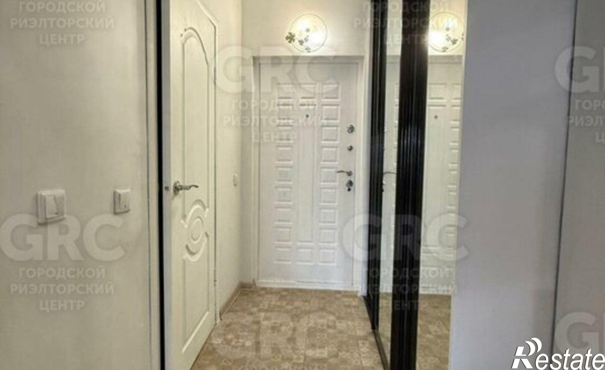 Купить квартиру за 15 000 000 рублей на Кипарисовая улица, 9/1