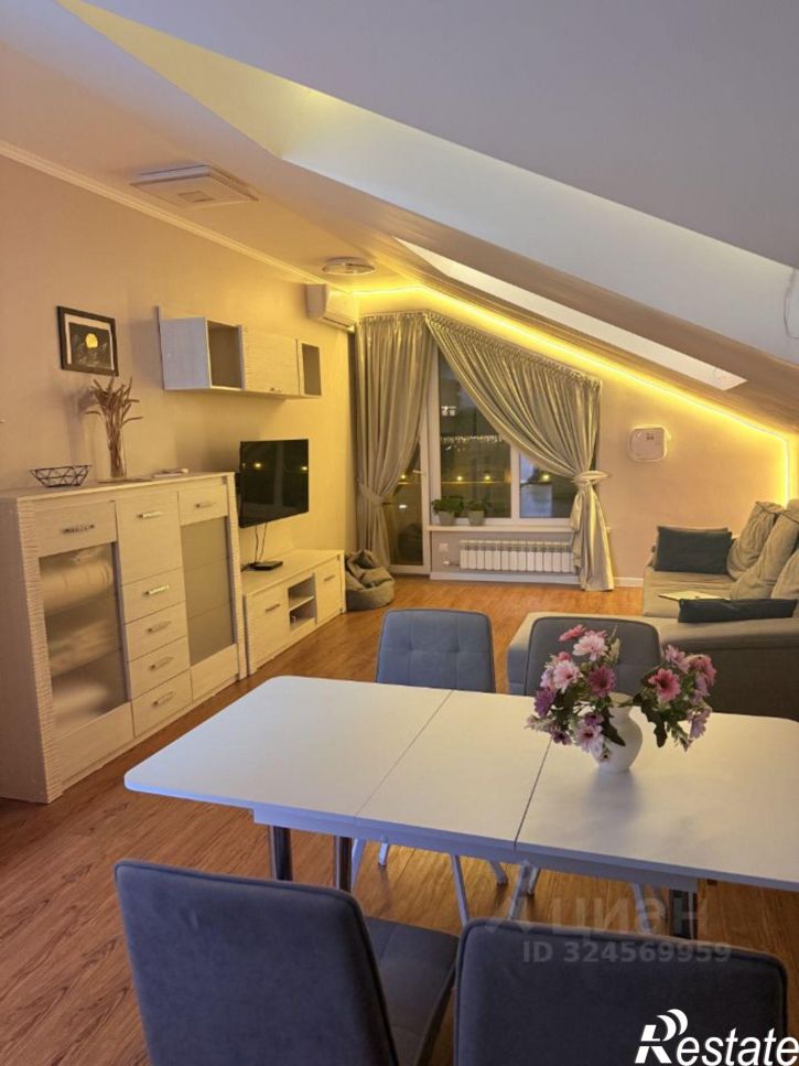 2-комн квартира ул Защитников Кавказа, 3,  д. 3