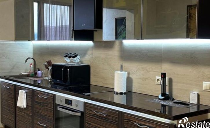 4-комн квартира ул Невская, 19,  д. 19