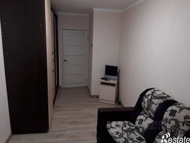 2-комн квартира улица Просвещения, 83,  д. 83