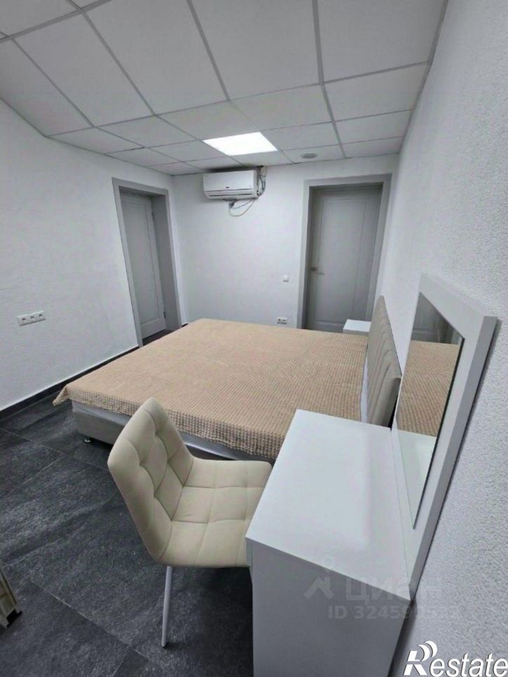 3-комн квартира Дагомысский переулок, 18,  д. 18