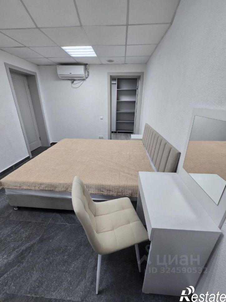 3-комн квартира Дагомысский переулок, 18,  д. 18