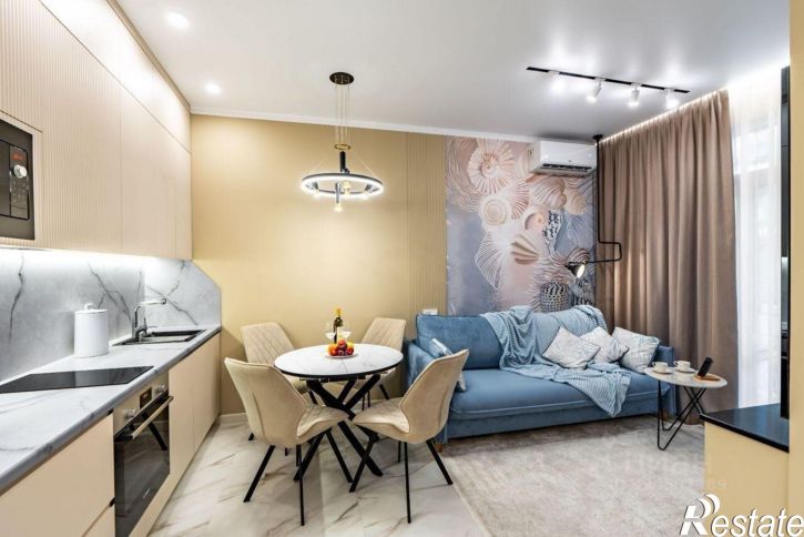 2-комн квартира Таврическая улица, 7 к6,  д. 7 к6