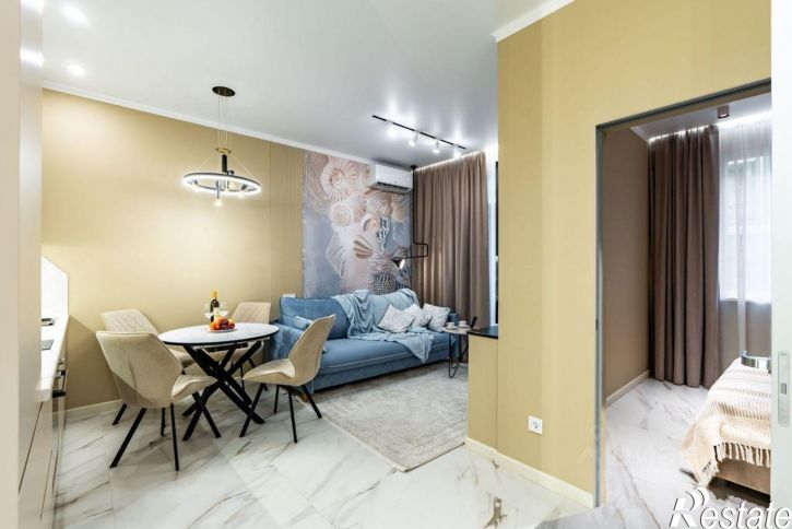 2-комн квартира Таврическая улица, 7 к6,  д. 7 к6