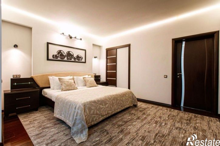 2-комн квартира ул Дмитриевой, 13/1,  д. 13/1