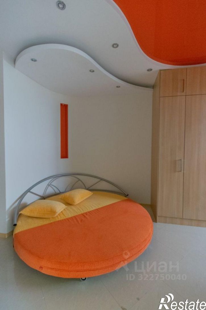 2-комн квартира улица Яна Фабрициуса, 2/4А,  д. 2/4А