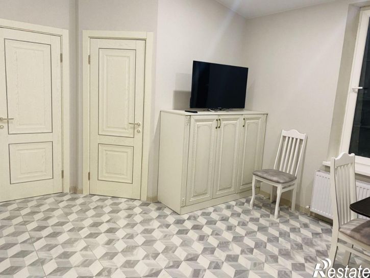 2-комн квартира Красная улица, 85,  д. 85