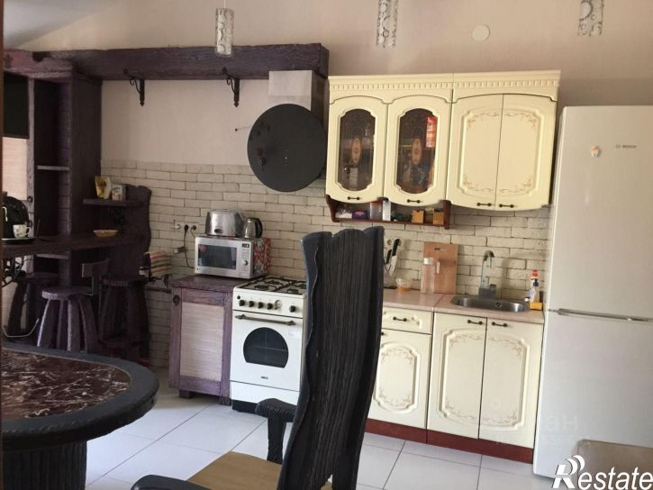 3-комн квартира Полтавская улица, 14,  д. 14