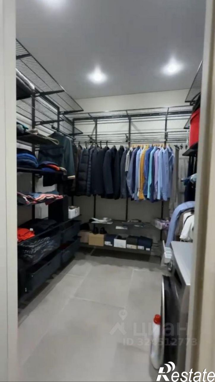 4-комн квартира улица Карбышева, 5,  д. 5