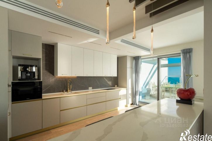 4-комн квартира Гагринская улица, 10,  д. 10