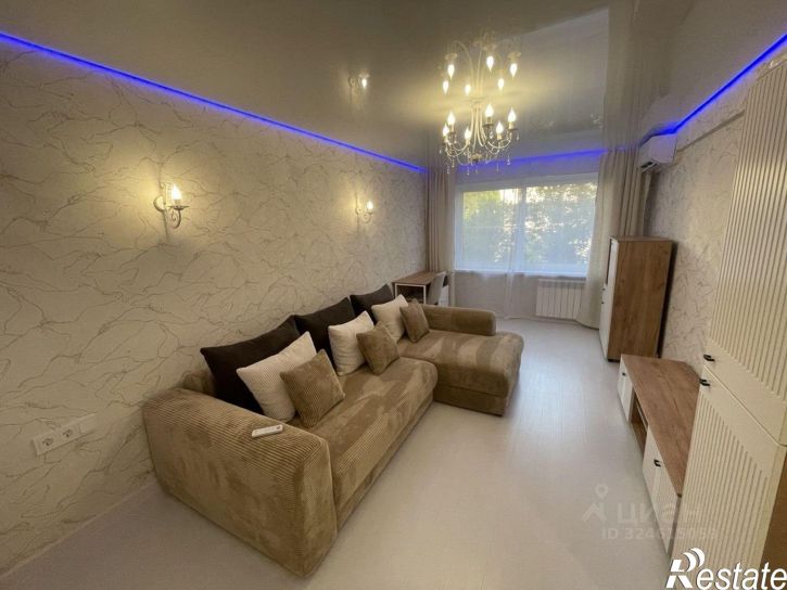 4-комн квартира улица Воровского, 56,  д. 56