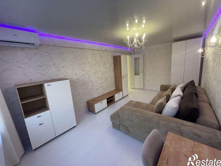 4-комн квартира улица Воровского, 56,  д. 56