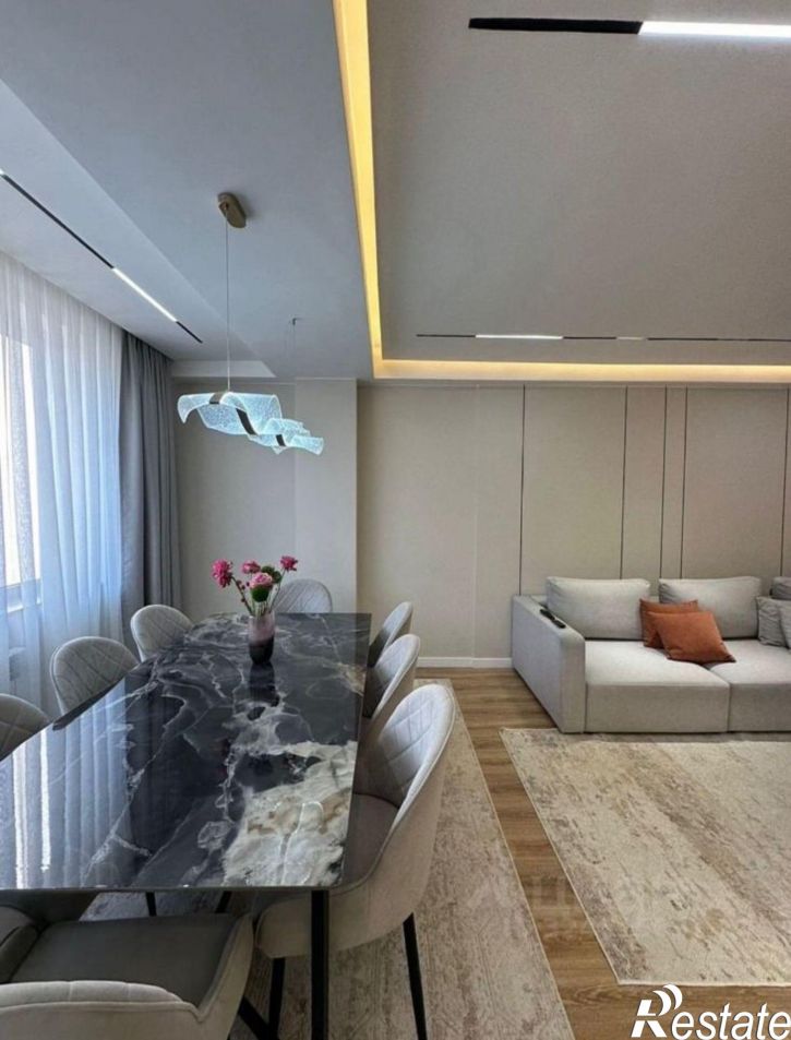 2-комн квартира улица Войкова, 35,  д. 35