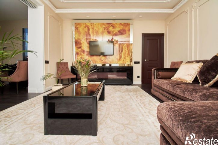 2-комн квартира улица Цюрупы, 13,  д. 13