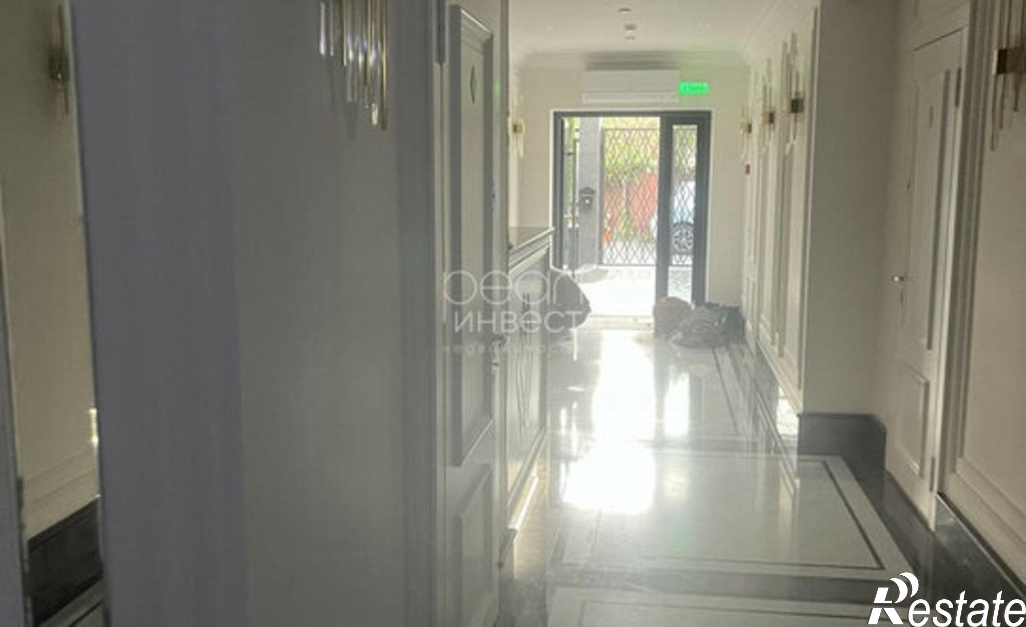 Купить квартиру за 15 000 000 рублей на ул Стартовая, 4