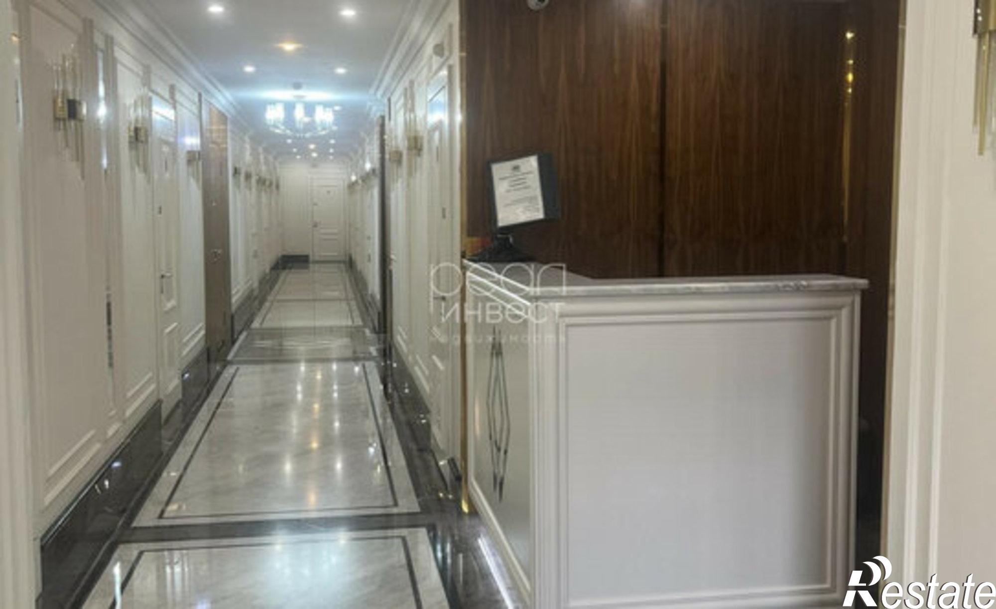 Купить квартиру за 15 000 000 рублей на ул Стартовая, 4