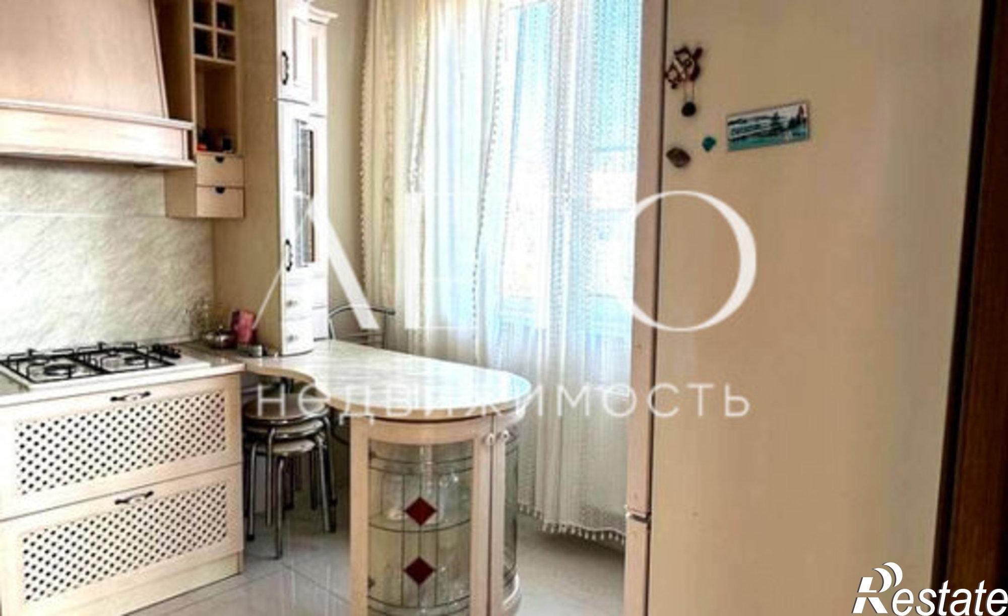 Купить квартиру за 21 000 000 рублей на ул Павлика Морозова, 42