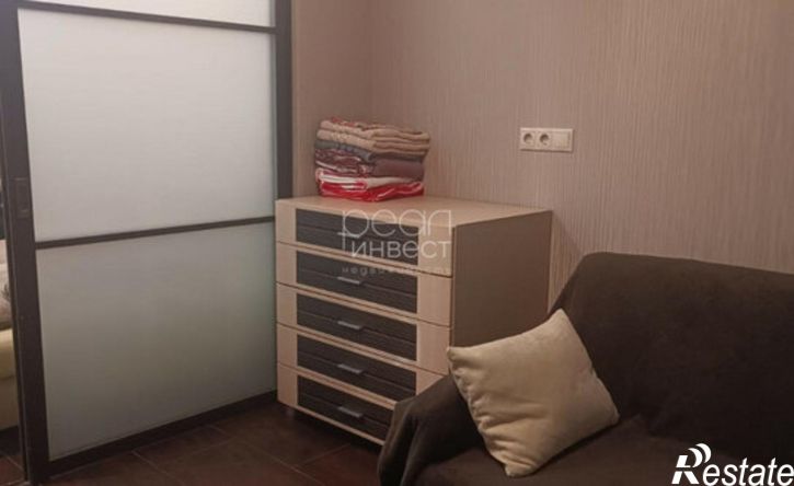 2-комн квартира улица Роз, 48,  д. 48