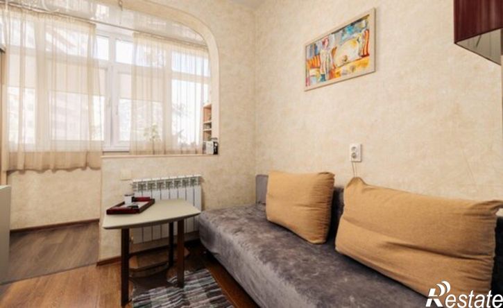 2-комн квартира Параллельная улица, 8/6,  д. 8/6