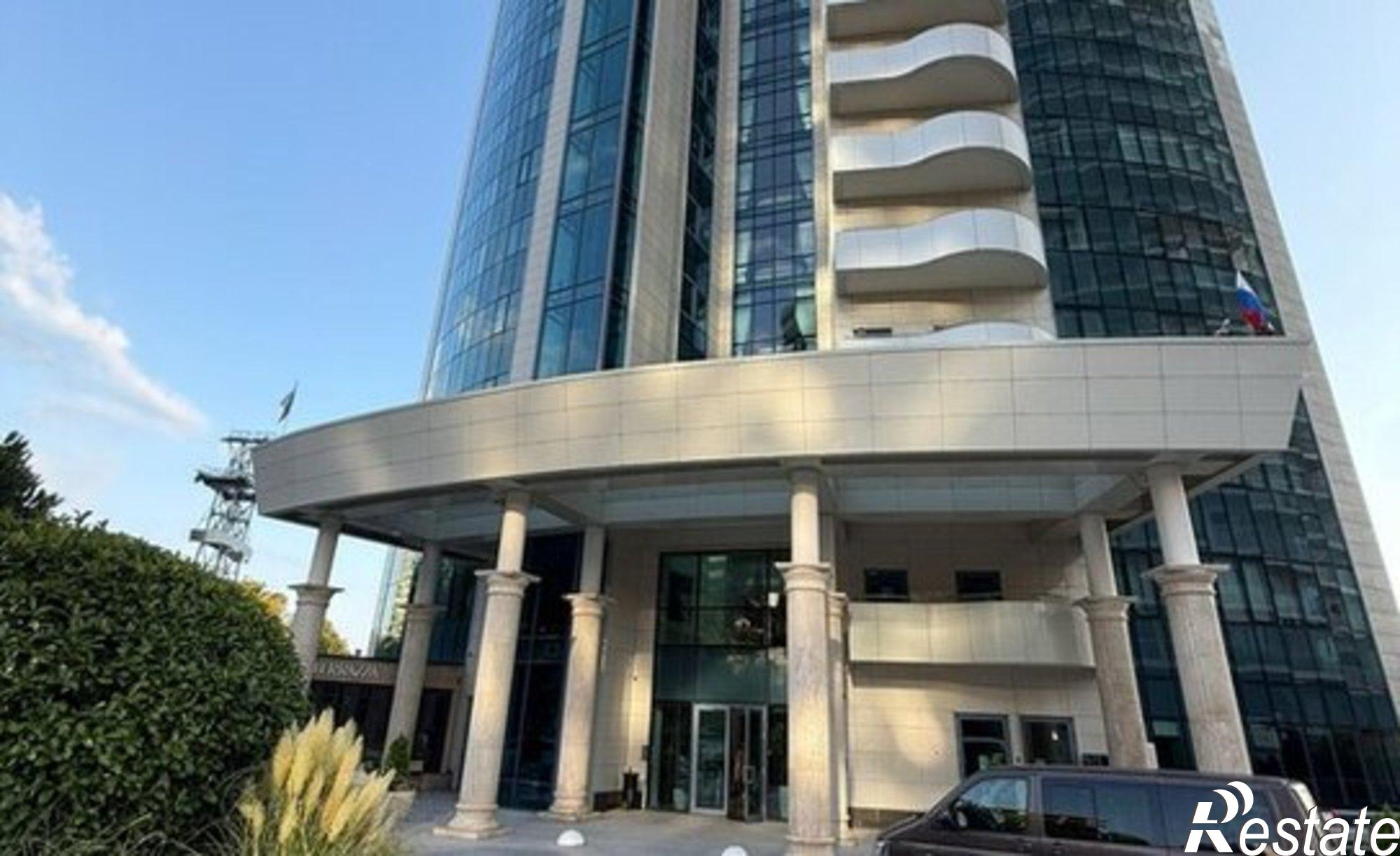 Купить квартиру за 180 000 000 рублей на Курортный проспект, 105Б