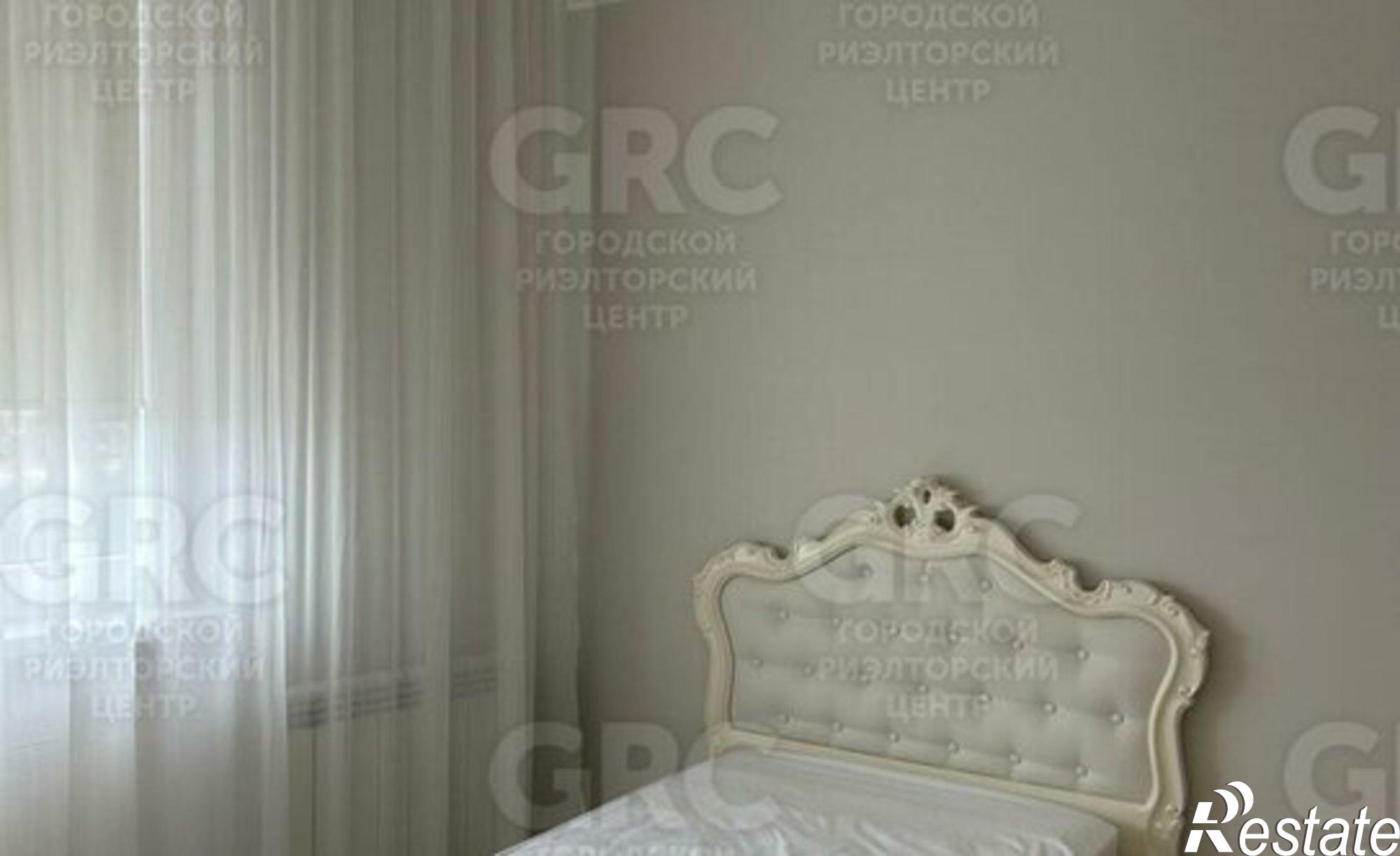 Купить квартиру за 50 000 000 рублей на ул Юных Ленинцев, 10