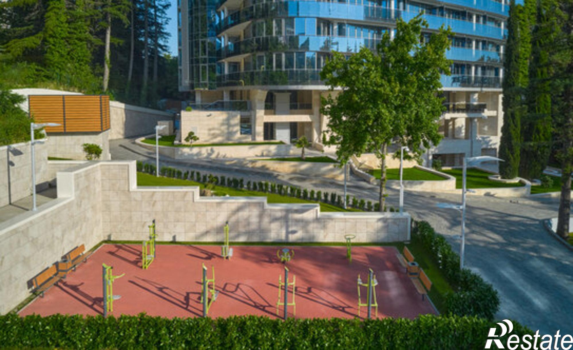 Купить квартиру за 65 000 000 рублей на Курортный проспект, 108