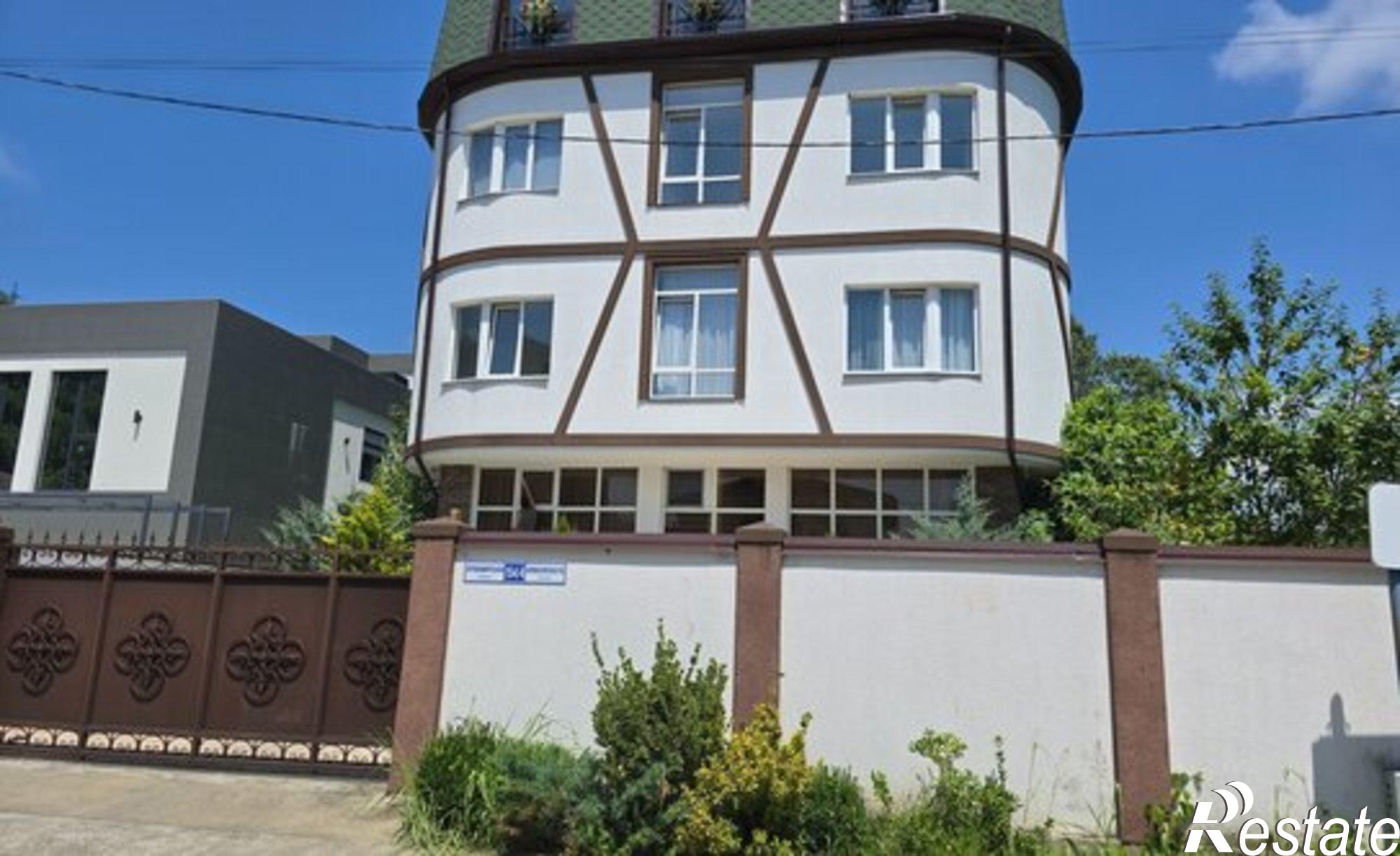 Купить квартиру за 4 300 000 рублей на Армавирская улица, 154/4