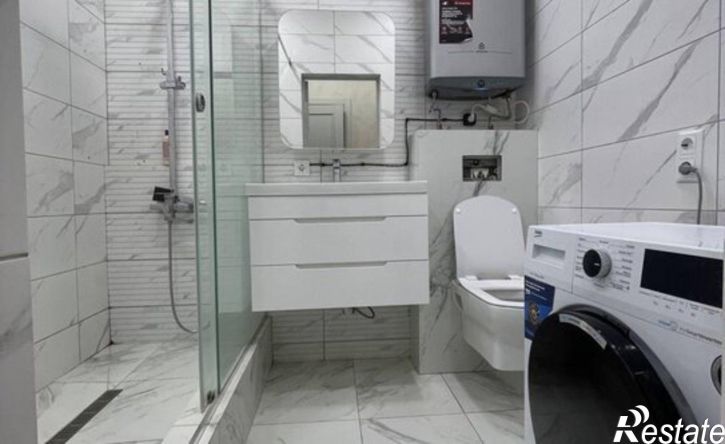 3-комн квартира улица Мира, 98А,  д. 98А