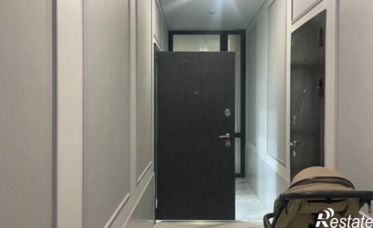 3-комн квартира улица Мира, 98А,  д. 98А