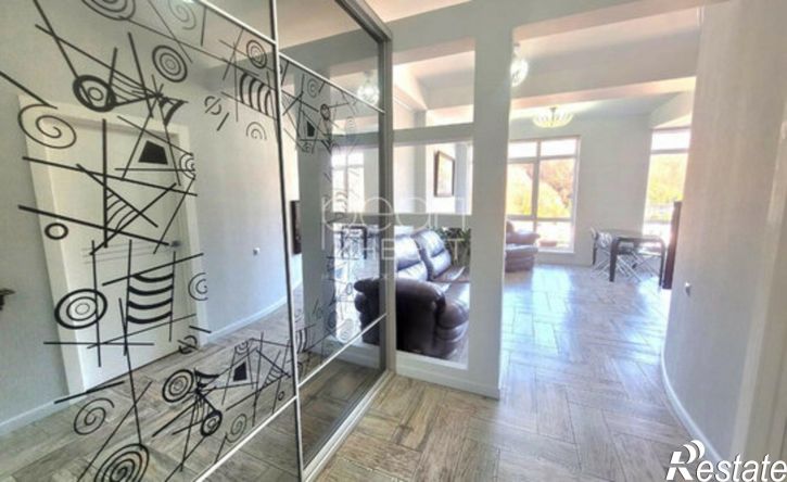 2-комн квартира улица Камо, 70,  д. 70