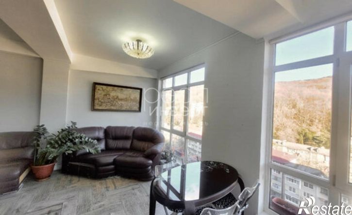 2-комн квартира улица Камо, 70,  д. 70