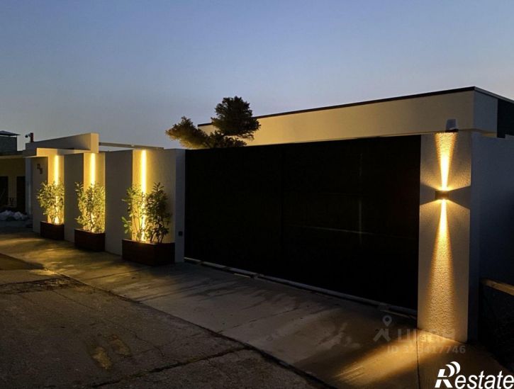 Коттедж/дом Сухумское шоссе, 33/15,  д. 33/15