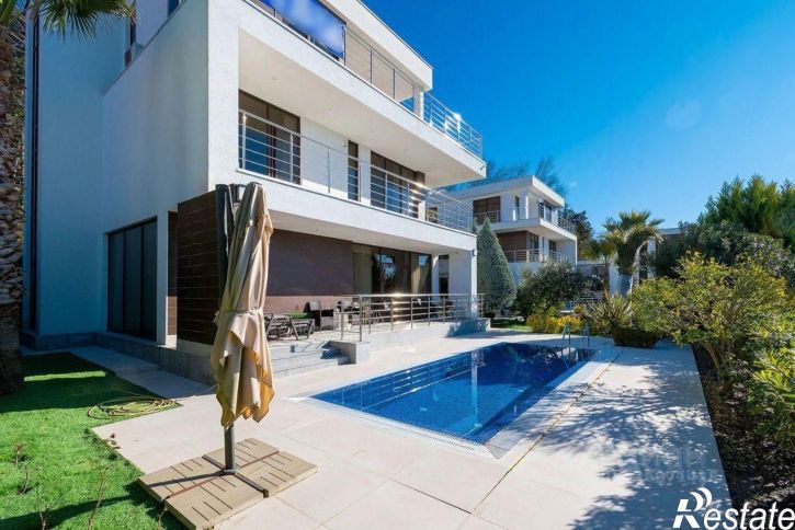 Коттедж/дом Курортный проспект, 81/2,  д. 81/2